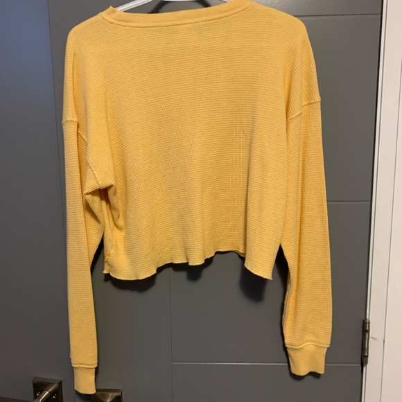 Yellow crop sweater, size s - Picture 3 of 3